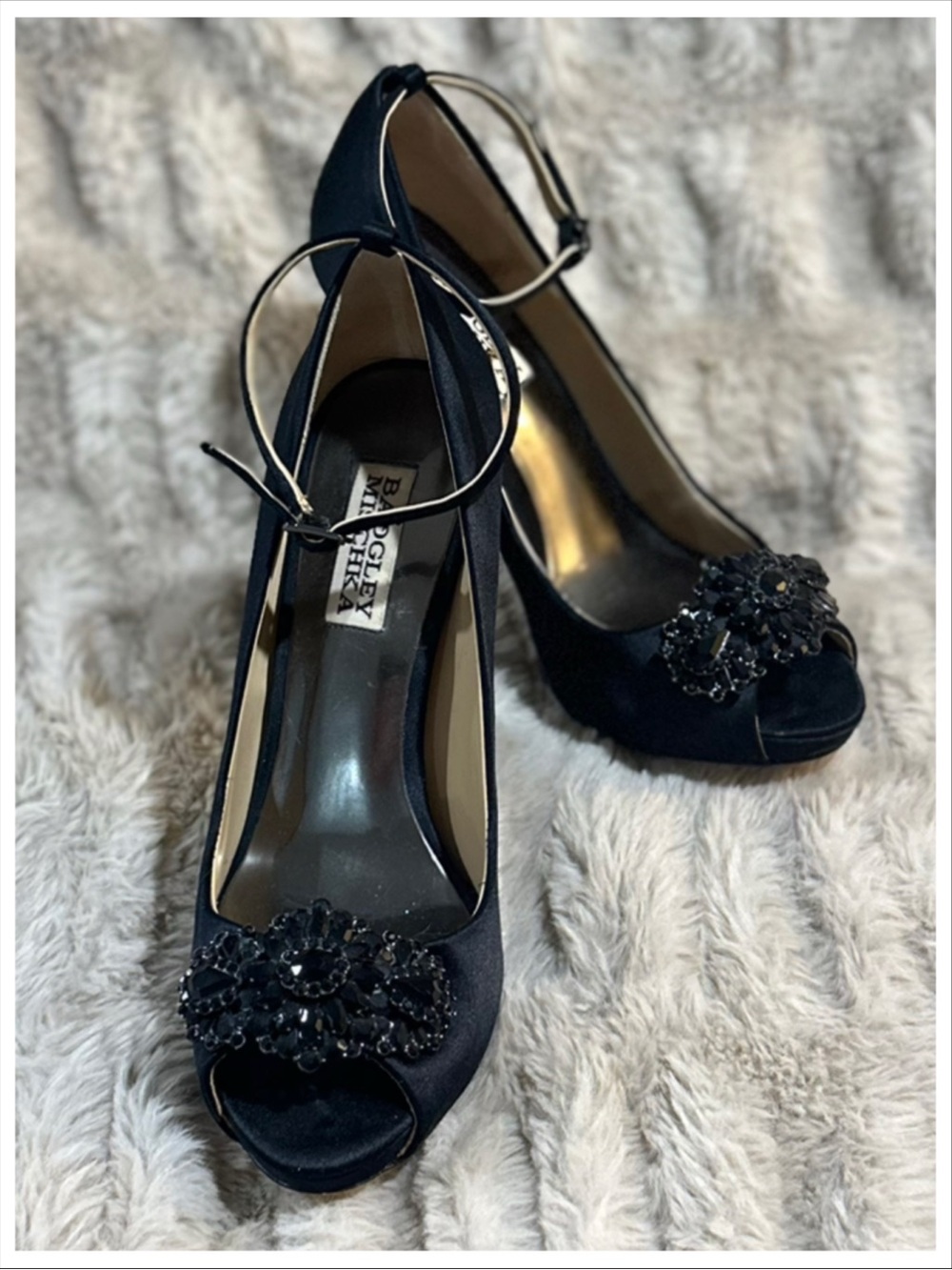 Badgley Mischka Black Satin Crystal Peep Toe Heels ~ Size 6.5 ~ Item #SH334